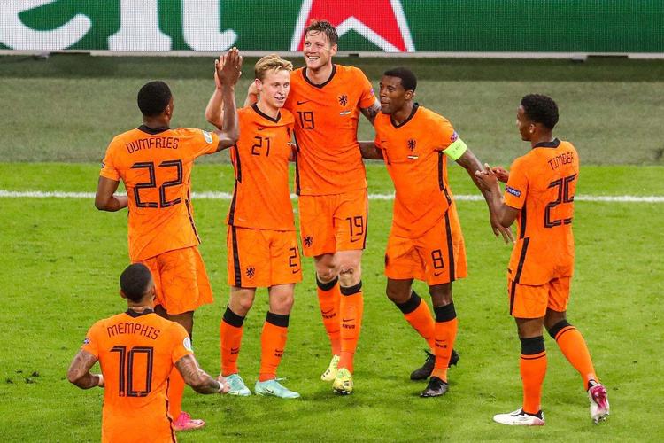 荷兰足球队新闻