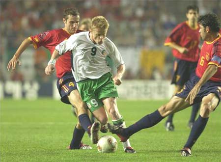 西班牙vs爱尔兰2002